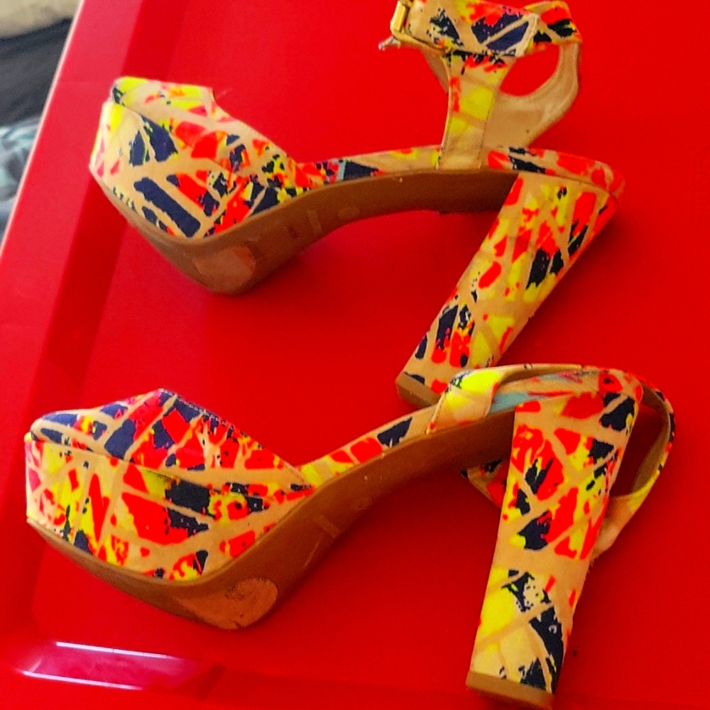 Clogs
